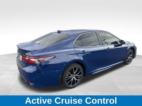 Used 2024 Toyota Camry SE image 6