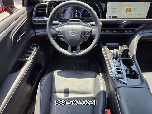 Used 2024 Toyota Crown Platinum AWD/4WD image 13