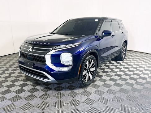 Used 2025 Mitsubishi Outlander SE AWD/4WD image 7