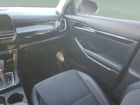 Certified 2024 Kia Seltos X-Line image 16