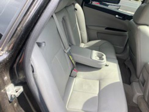 Used 2006 Chevrolet Impala SS w/ Convenience Package image 10
