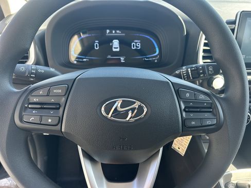 New 2026 Hyundai Venue SE image 17