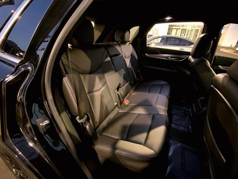 Used 2022 Cadillac XT5 Luxury image 19