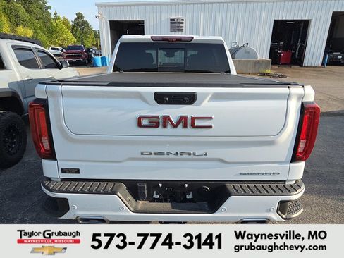 Used 2022 GMC Sierra 1500 Denali w/ Technology Package AWD/4WD image 12