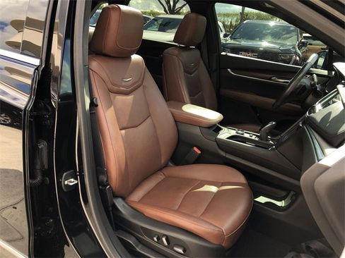 Used 2022 Cadillac XT5 Premium Luxury w/ Technology Package image 29