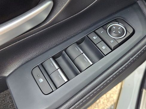 Used 2024 Toyota Grand Highlander AWD Hybrid image 31