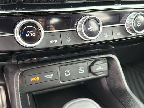 Used 2025 Honda Civic Sport image 16