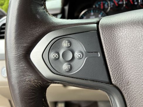 Used 2019 Chevrolet Tahoe LS w/ All-Season Package RWD image 29