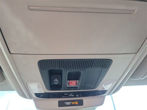 Certified 2023 Honda Accord Touring image 30