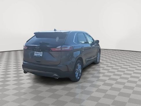 Used 2022 Ford Edge Titanium image 8