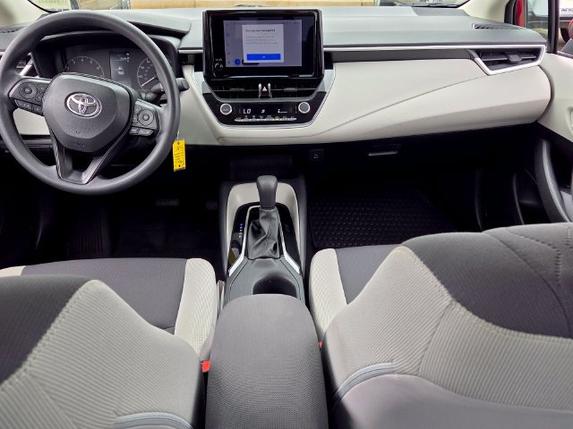 Used 2023 Toyota Corolla LE FWD image 9