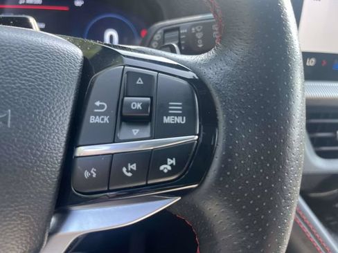 Used 2025 Ford Explorer ST AWD/4WD image 23