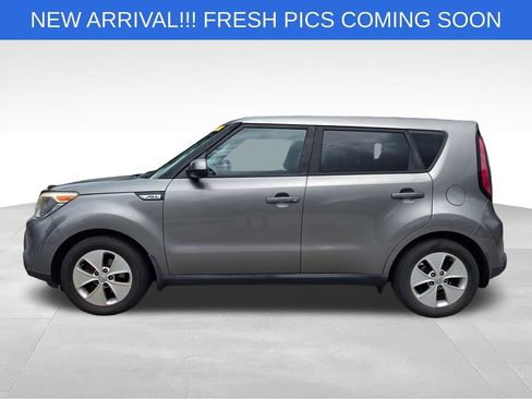 Used 2016 Kia Soul FWD image 3