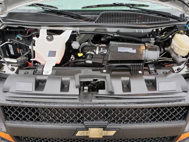 Used 2017 Chevrolet Express 2500 LS RWD image 26