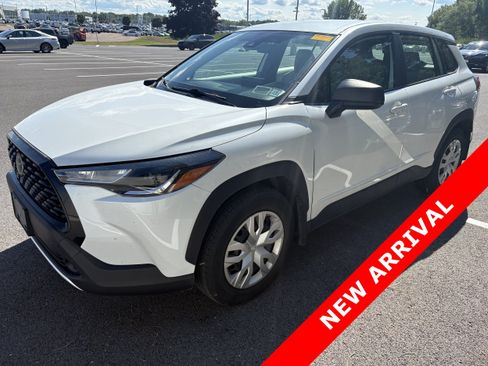 Used 2022 Toyota Corolla Cross L AWD/4WD image 1