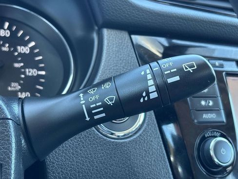 Certified 2022 Nissan Rogue Sport SL AWD/4WD image 28