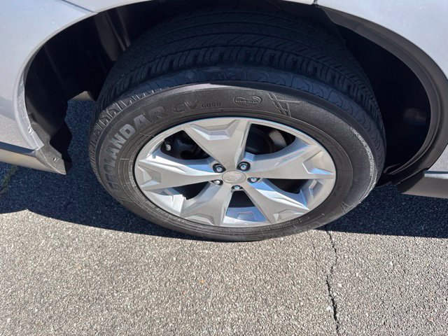 Used 2015 Subaru Forester 2.5i w/ Alloy Wheel Package AWD/4WD image 9