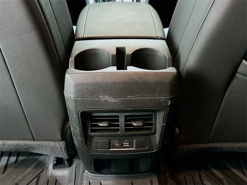 Certified 2024 GMC Canyon AT4 w/ Technology Package image 26