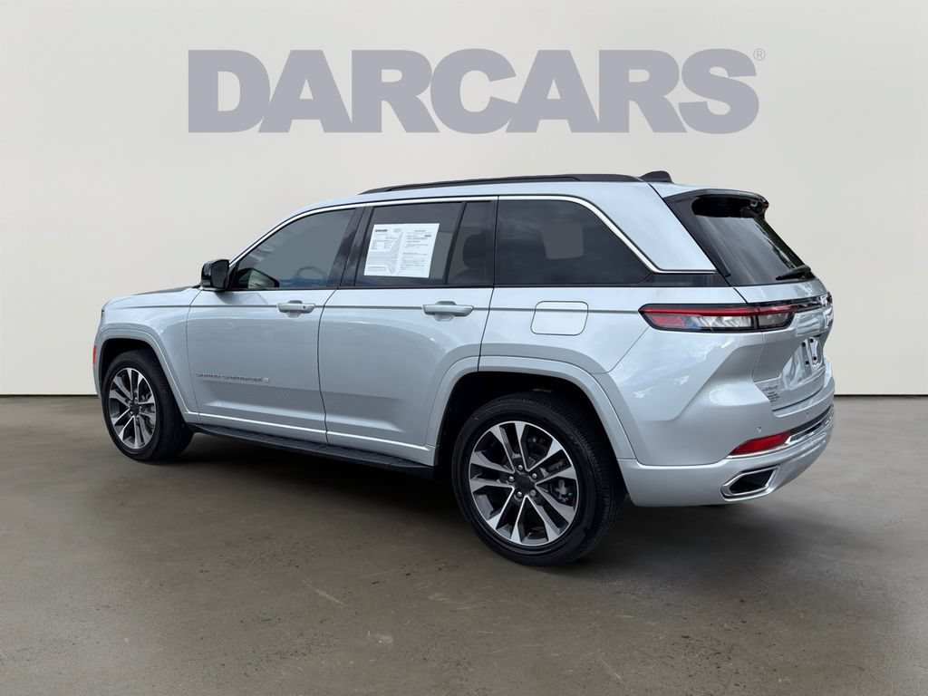 Used 2024 Jeep Grand Cherokee Overland w/ Luxury Tech Group IV AWD/4WD image 5