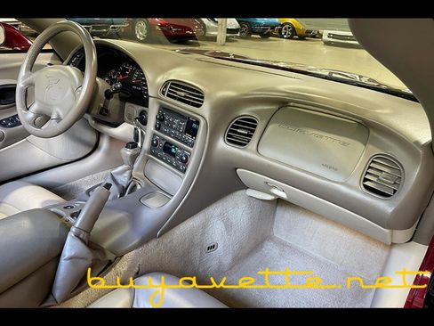 Used 2003 Chevrolet Corvette Convertible w/ Preferred Equipment Group1 image 18