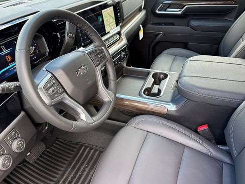 New 2026 Chevrolet Silverado 2500 LT w/ Trail Boss Package AWD/4WD image 9