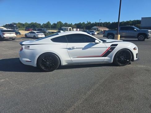 Used 2022 Ford Mustang GT Premium w/ GT Performance Package RWD image 10