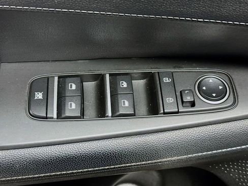 Used 2023 Kia Forte GT-Line FWD image 11