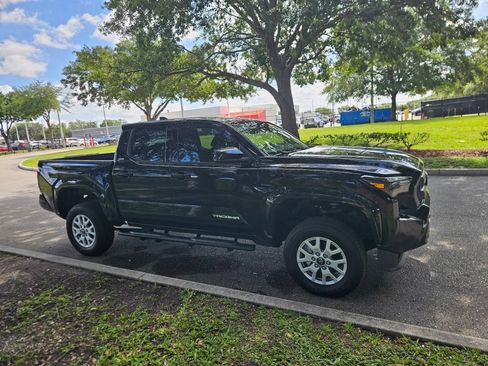 Certified 2025 Toyota Tacoma SR5 RWD image 8