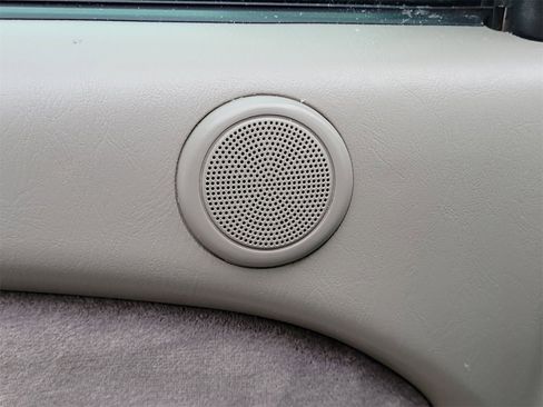 Used 2004 Toyota Tacoma PreRunner image 28