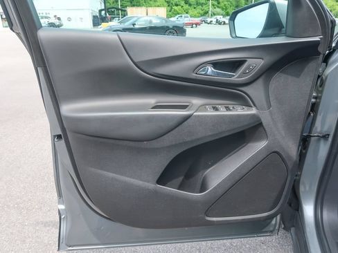 Used 2023 Chevrolet Equinox LT w/ LPO, Floor Liner Package FWD image 23