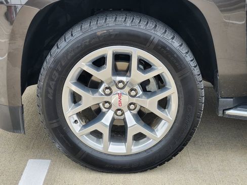 Used 2019 GMC Yukon SLT w/ Open Road Package RWD image 10