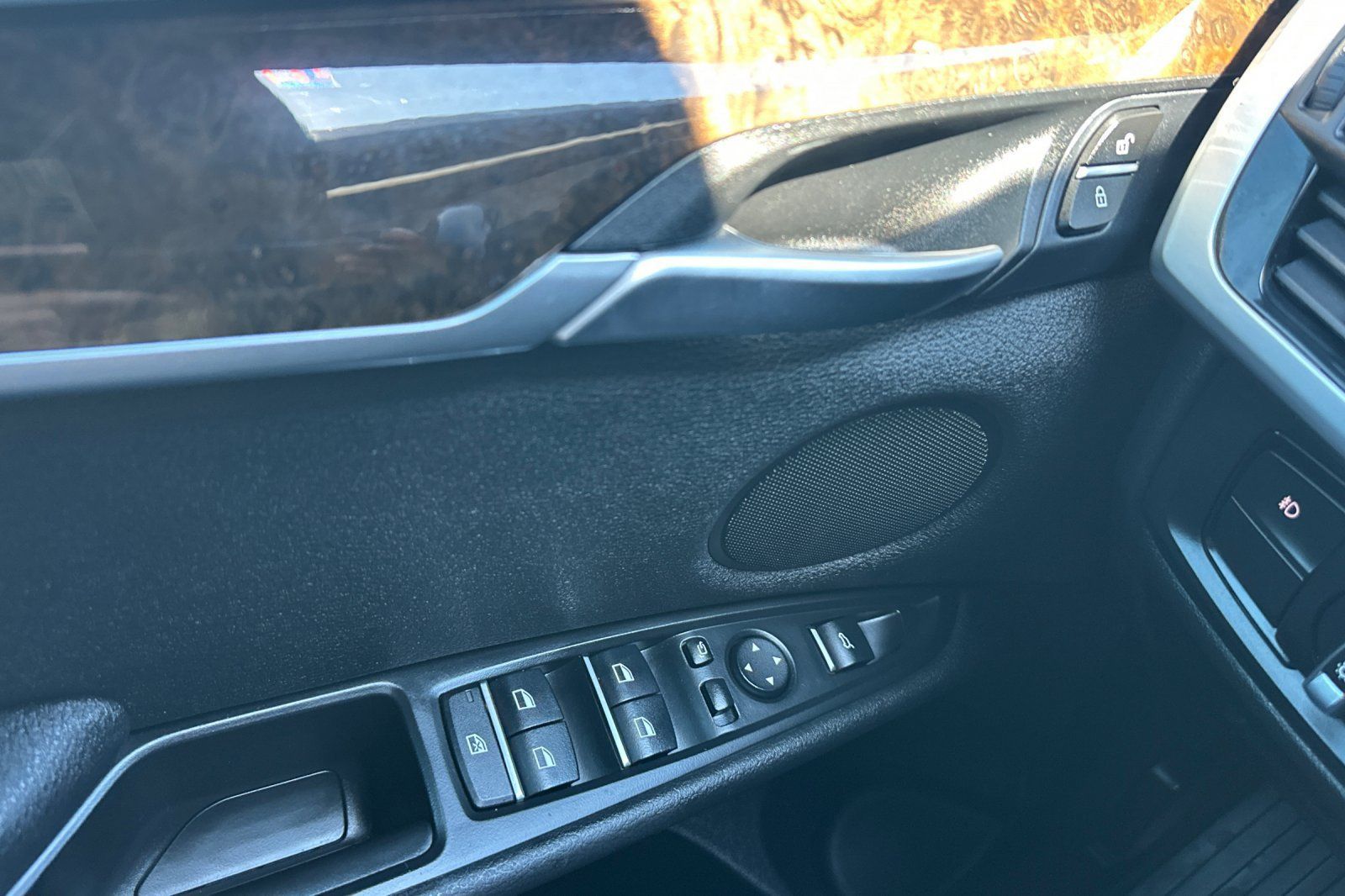 Used 2018 BMW X5 sDrive35i w/ M Sport Package RWD image 14
