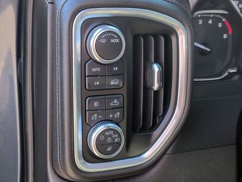Used 2021 GMC Sierra 1500 SLT w/ SLT Premium Package AWD/4WD image 17