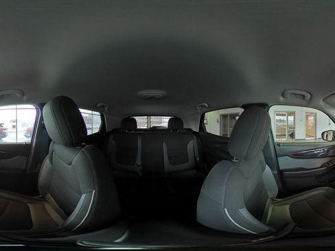 Used 2025 Chevrolet TrailBlazer LT image 46