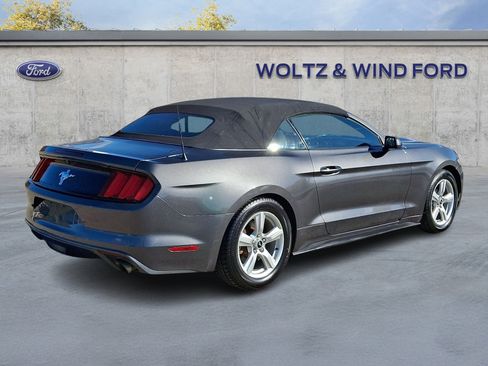 Used 2017 Ford Mustang Convertible image 7