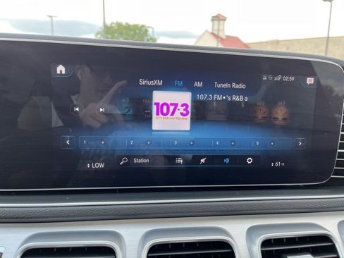 Used 2022 Mercedes-Benz GLE 350 w/ 3rd Row Seat Package image 21