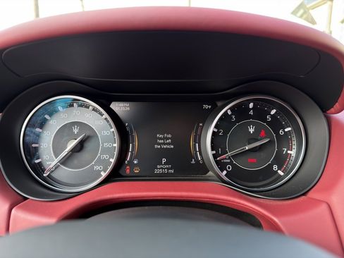 Used 2022 Maserati Ghibli Modena image 26