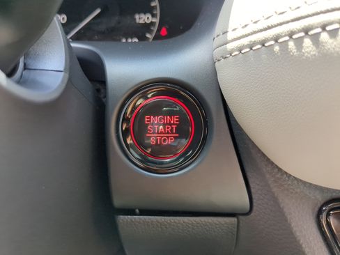 New 2026 Honda HR-V LX image 32