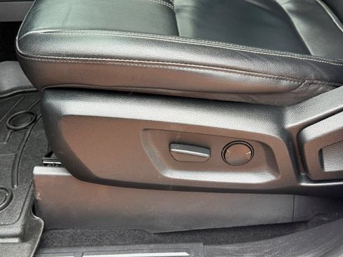 Used 2019 Ford Ranger Lariat w/ FX4 Off-Road Package AWD/4WD image 16