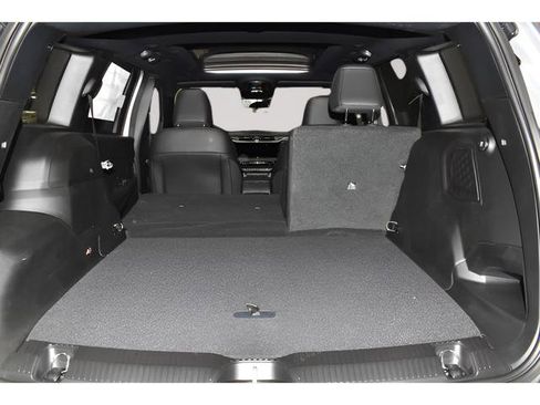 New 2026 Jeep Cherokee Overland w/ Trailer Tow Group AWD/4WD image 30