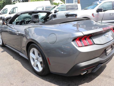 Used 2026 Ford Mustang Premium RWD image 3
