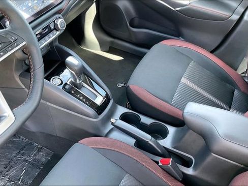 New 2025 Nissan Versa SR FWD image 6