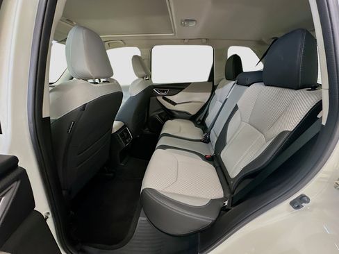 Used 2019 Subaru Forester Premium image 29