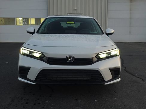 Certified 2024 Honda Civic EX image 2