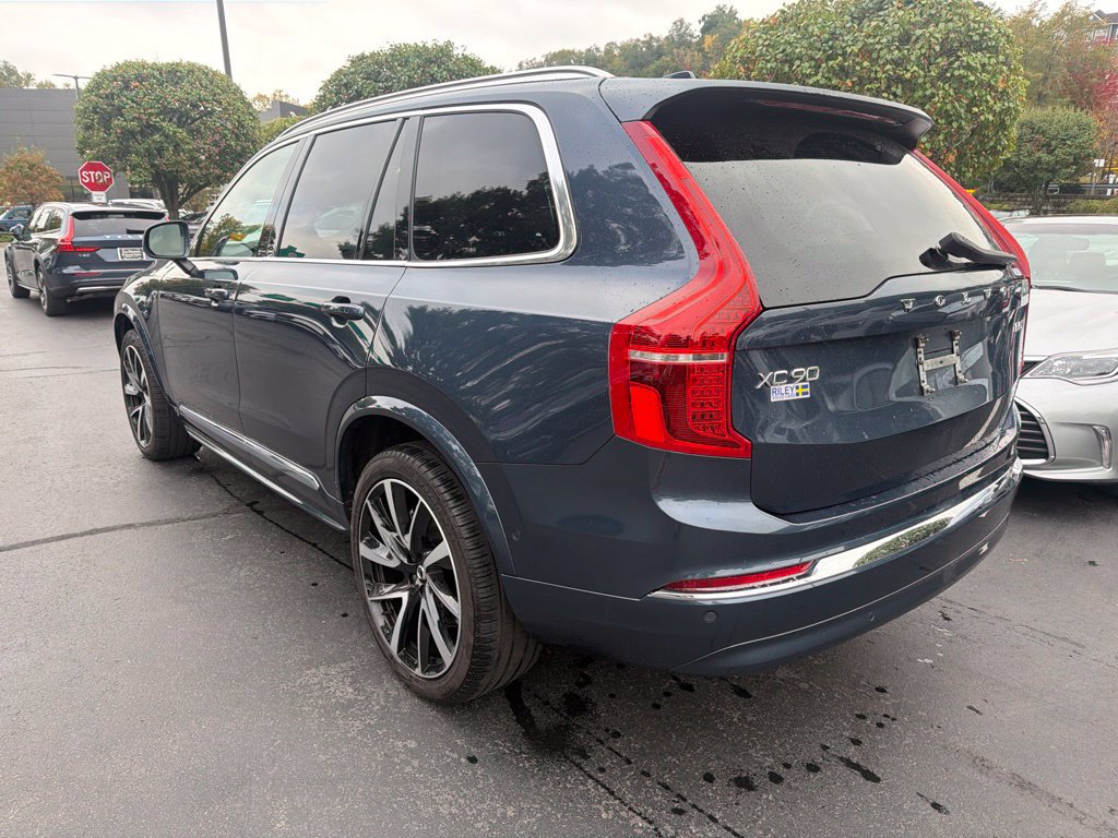 Used 2025 Volvo XC90 B5 Plus w/ Protection Package AWD/4WD image 2
