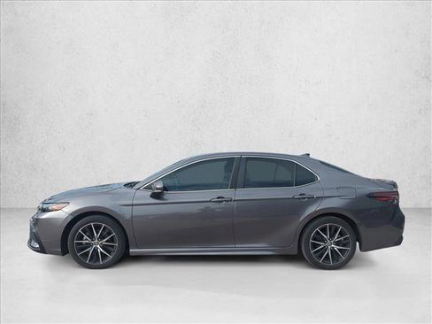 Certified 2024 Toyota Camry SE w/ Cold Weather Package FWD image 5