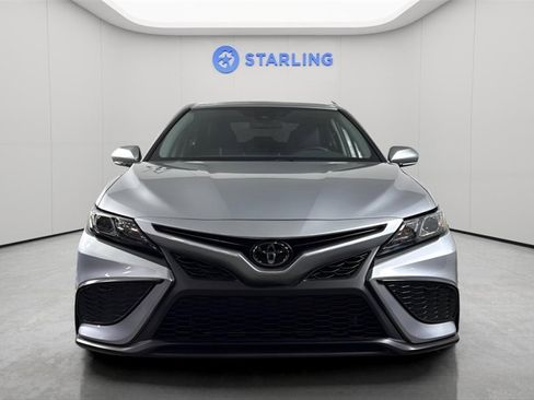 Used 2024 Toyota Camry SE image 15