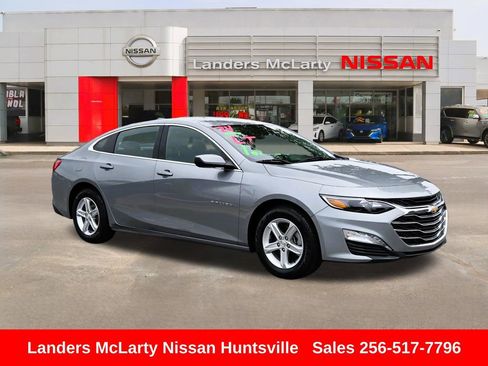 Used 2024 Chevrolet Malibu LT FWD image 1