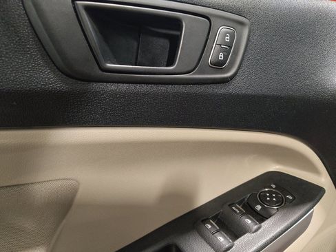 Used 2021 Ford EcoSport S FWD image 27
