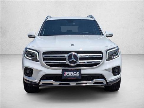 Used 2023 Mercedes-Benz GLB 250 image 2
